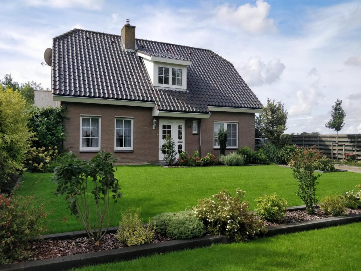 Groot Familiehuis Voor 6 Personen In Landelijke, Rustige Omgeving Villa Breezand Екстериор снимка