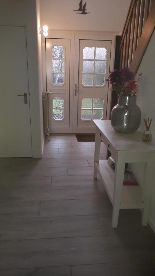 Groot Familiehuis Voor 6 Personen In Landelijke, Rustige Omgeving Villa Breezand Екстериор снимка