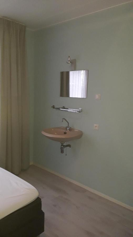 Groot Familiehuis Voor 6 Personen In Landelijke, Rustige Omgeving Villa Breezand Екстериор снимка