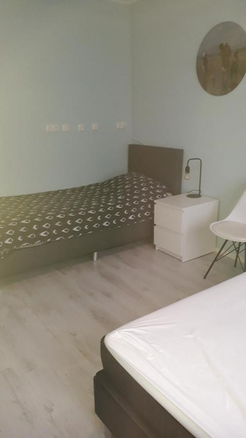 Groot Familiehuis Voor 6 Personen In Landelijke, Rustige Omgeving Villa Breezand Екстериор снимка