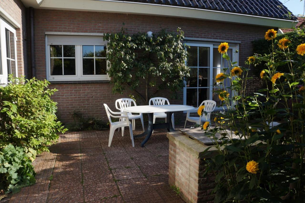 Groot Familiehuis Voor 6 Personen In Landelijke, Rustige Omgeving Villa Breezand Екстериор снимка